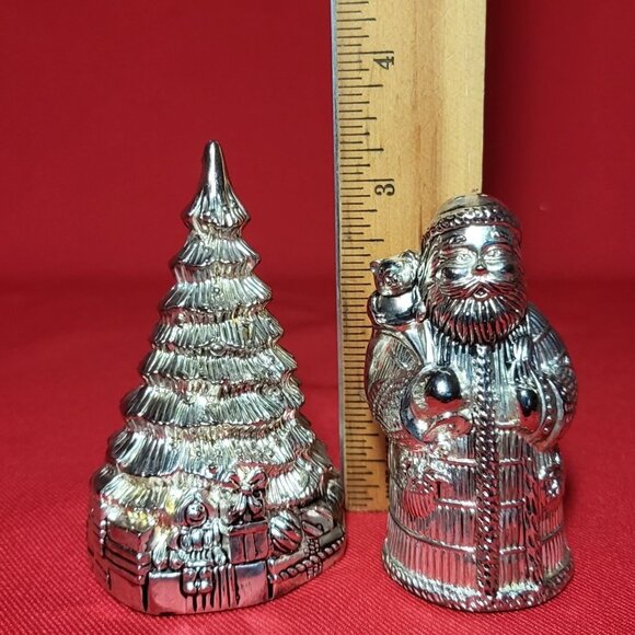 Vintage Silver Santa Claus Christmas Tree Salt and Pepper Shakers - Picture 7 of 12